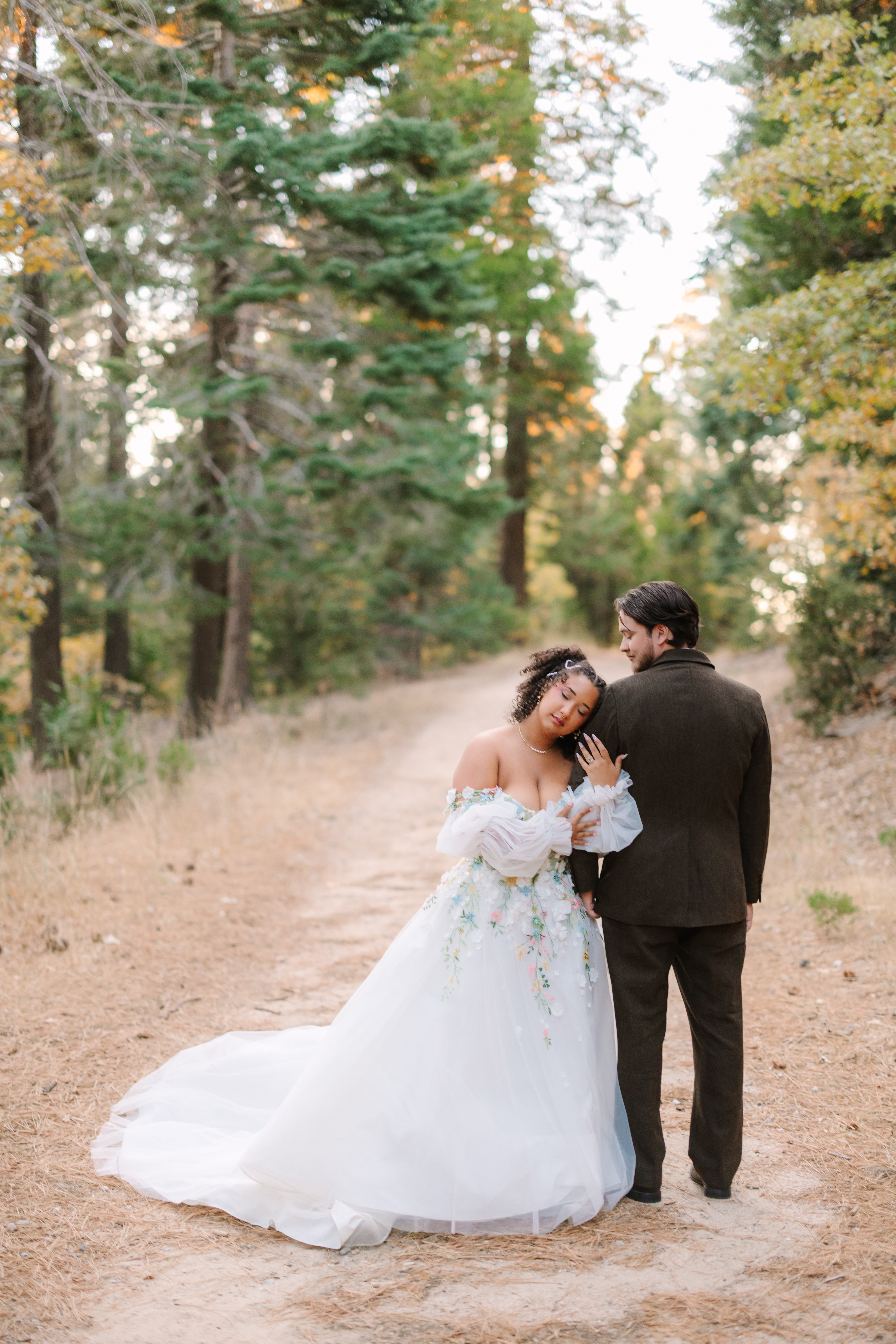 Kaitlyn Traiden Pine Rose fairytale wedding